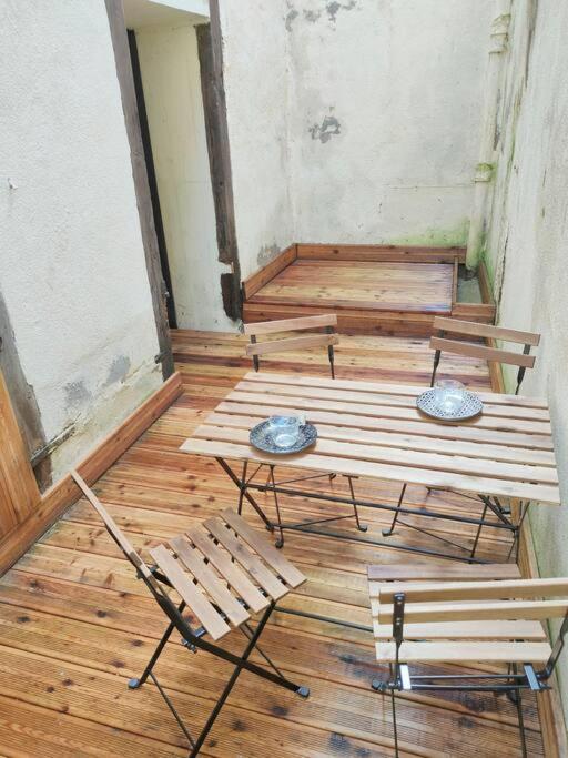 Patio Cosy Apartment Thizy-les-Bourgs Exterior foto